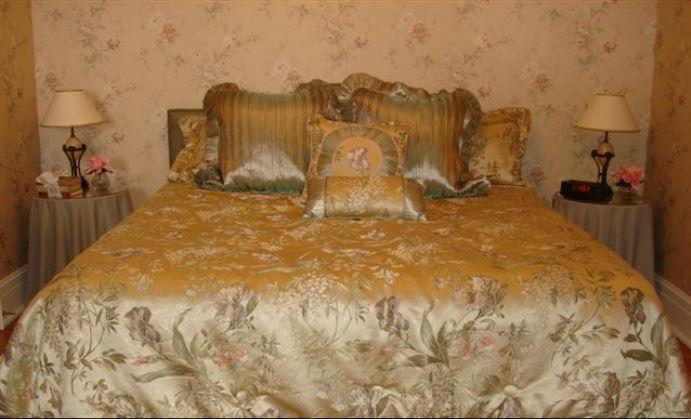 לינה וארוחת בוקר ברוקוויל Maplehurst Manor חדר תמונה